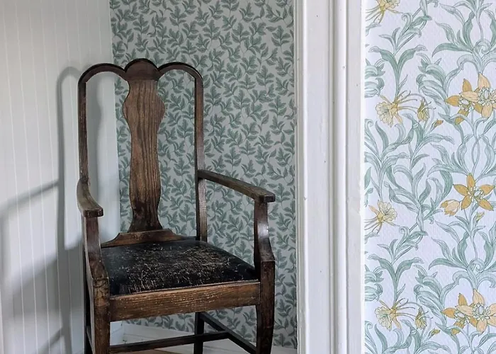 Lundenhuset 1917 - Historic House In The Heart Of * Ulsteinvik